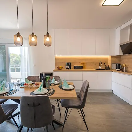 Karlo Apartmán *